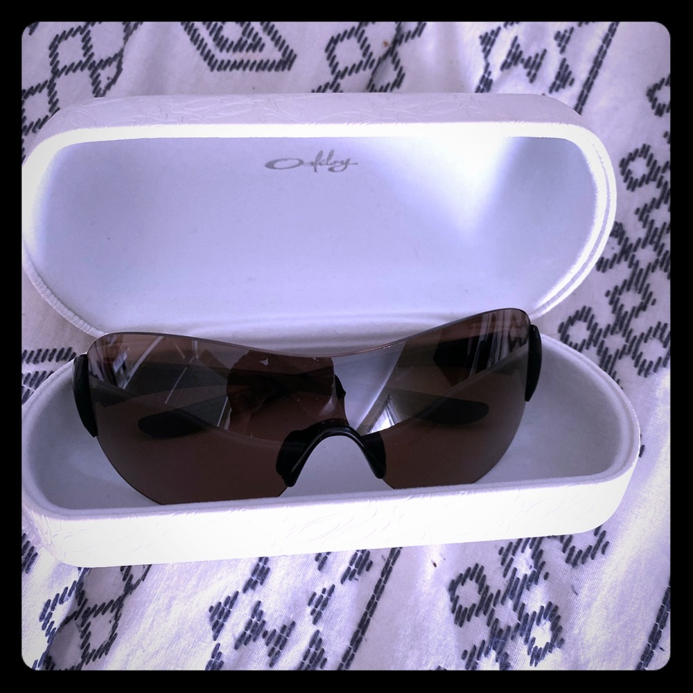 Oakley 00 Miss Conduct polarized